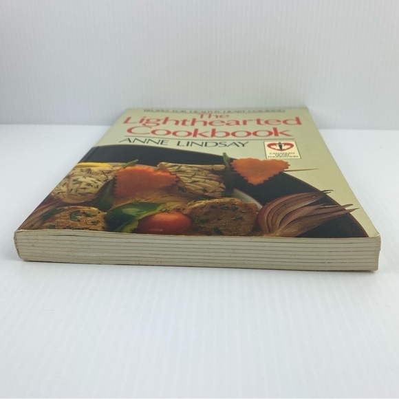 The Lighthearted Cookbook Anne Lindsay Softcover Heart Healthy Recipes Vintage - Picture 6 of 14